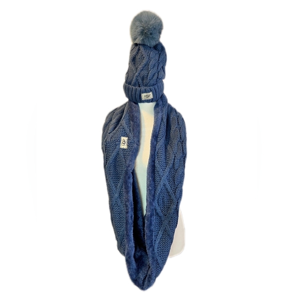 UGG Blue Knit Beanie and Scarf Set